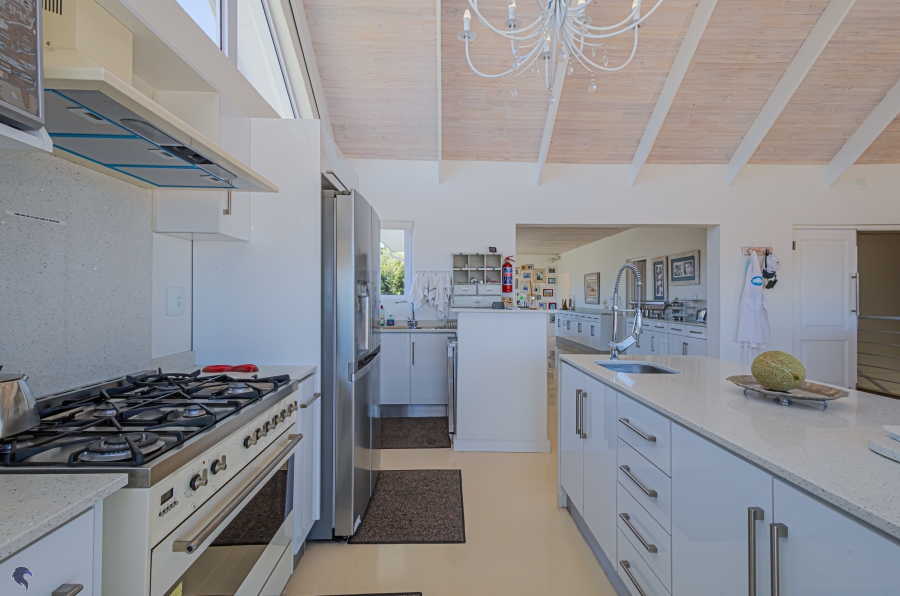 4 Bedroom Property for Sale in Myburgh Park Western Cape